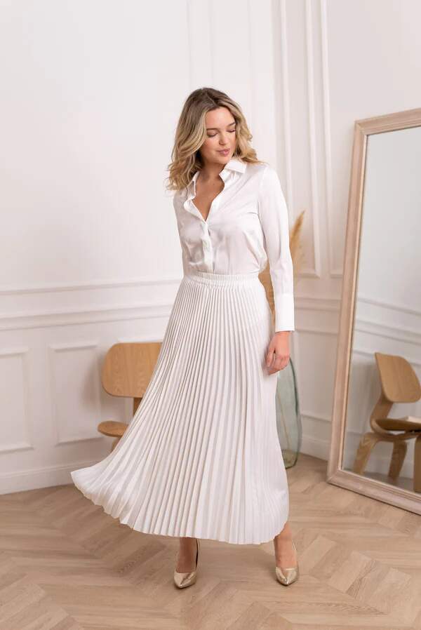 Kleid mit plisseerock weiß Clearance